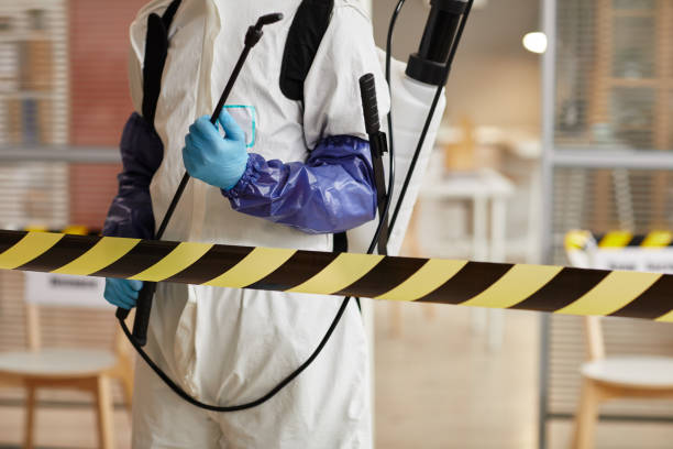Professional Blood Cleanup technician working in Riverside, MO
